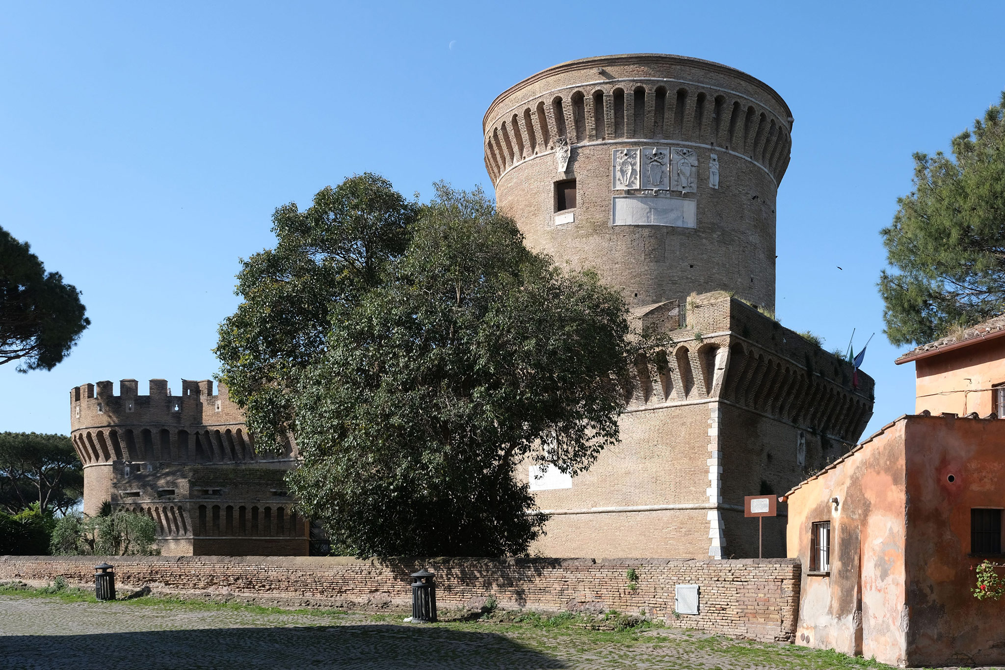 Castello di Giulio II (Rocca di Ostia Antica)
